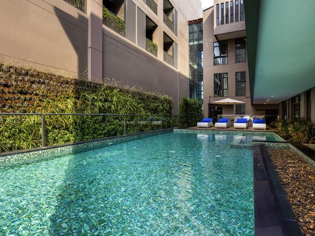 Metropolis Suites Bangkok, Tapestry Collection By Hilton Exterior foto