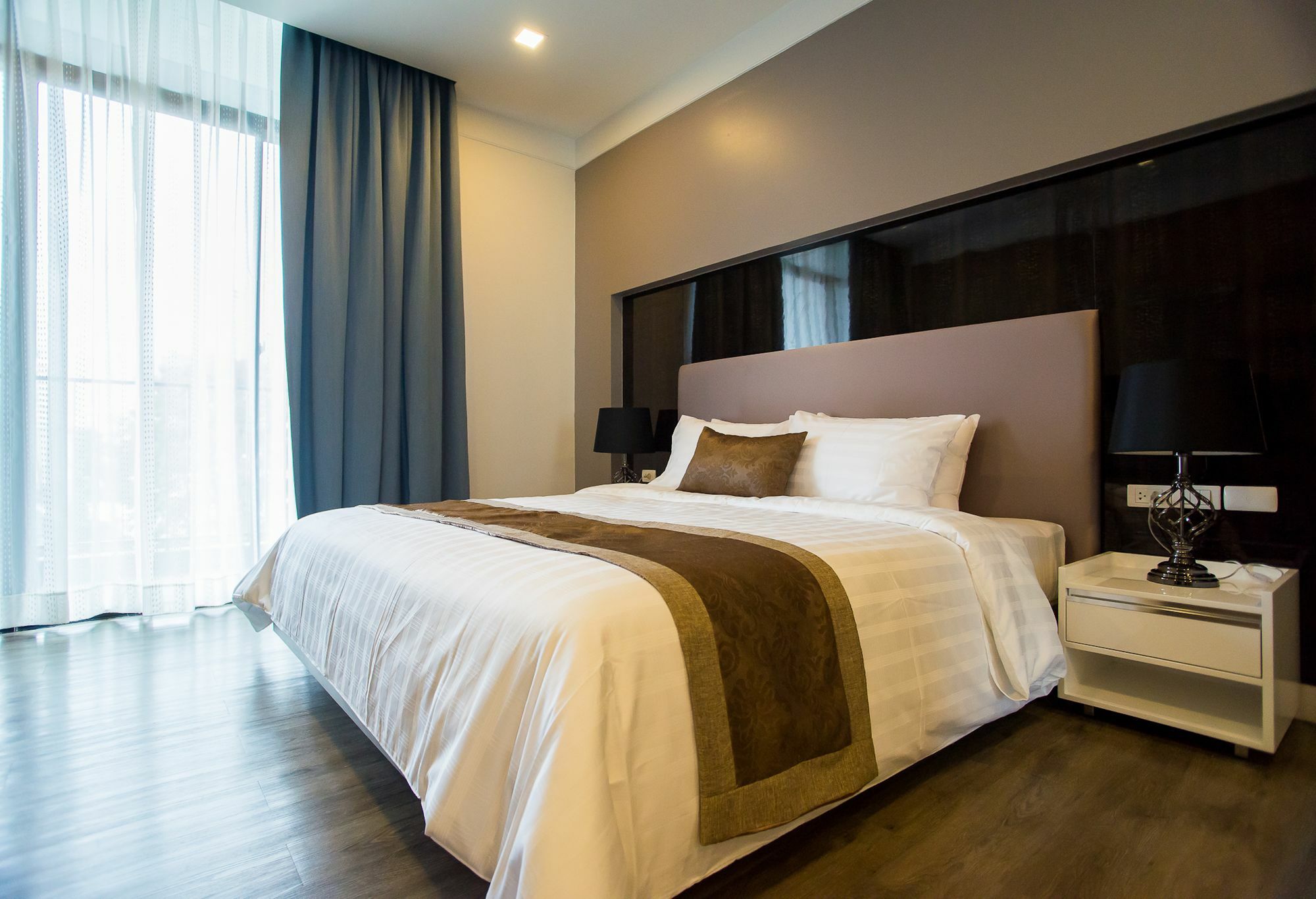 Metropolis Suites Bangkok, Tapestry Collection By Hilton Exterior foto