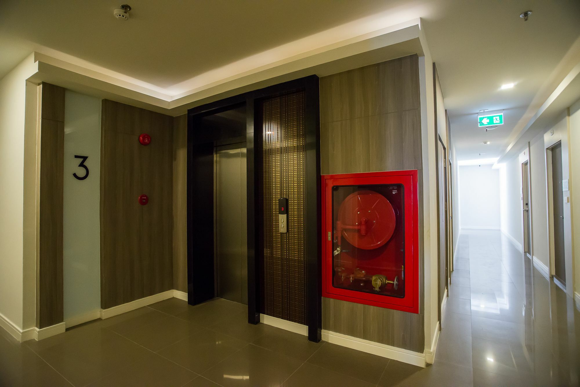 Metropolis Suites Bangkok, Tapestry Collection By Hilton Exterior foto