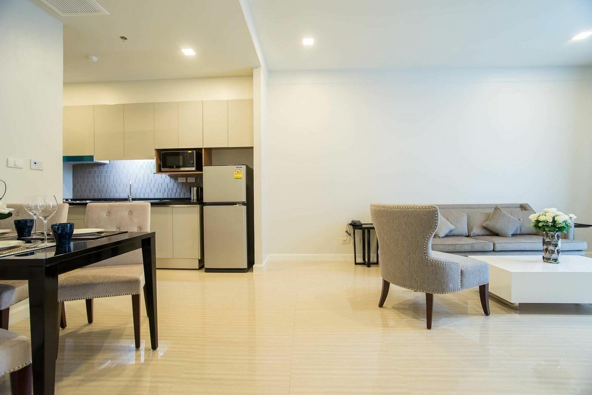 Metropolis Suites Bangkok, Tapestry Collection By Hilton Exterior foto